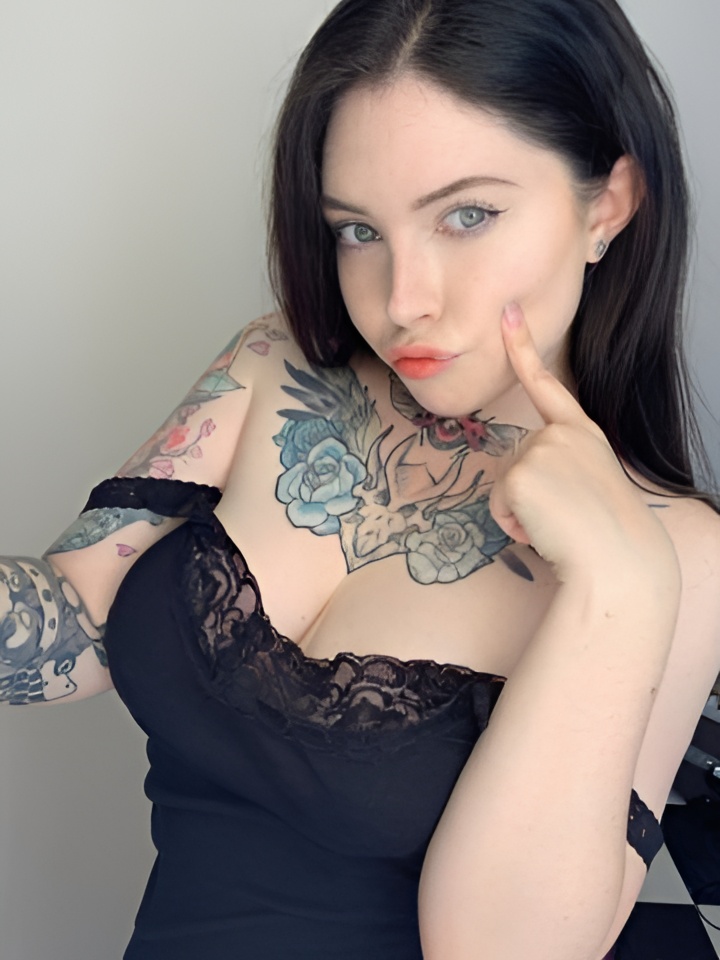 Дарья привлекательная девушка из Уварово цена от 10000 руб