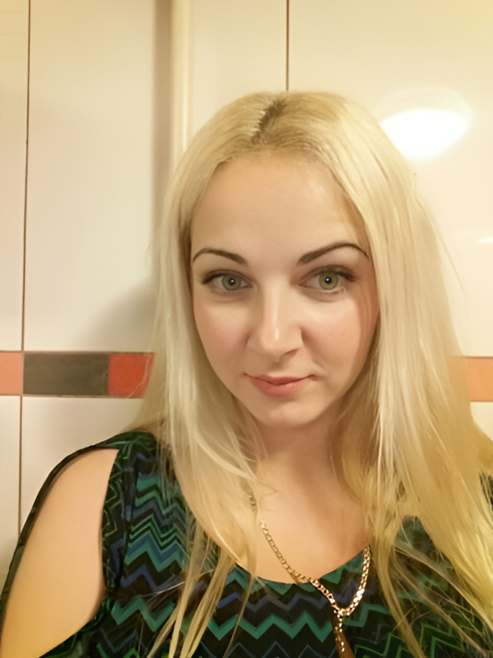 София привлекательная девушка из Уварово цена от 10000 руб