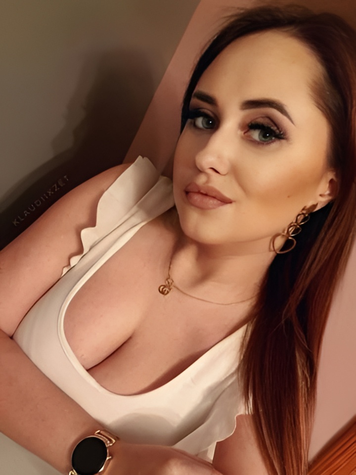 Виргиния привлекательная девушка из Уварово цена от 4000 руб