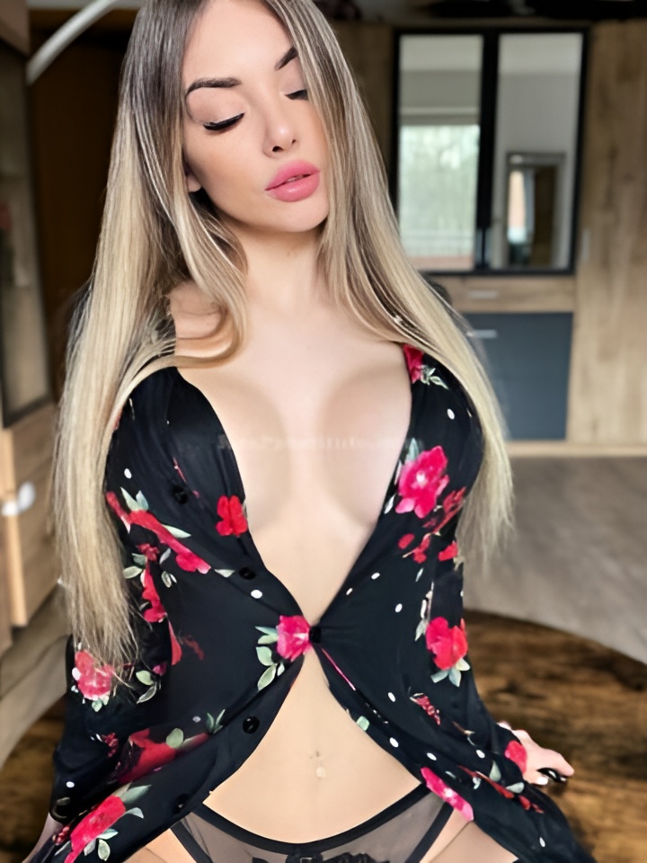 Индивидуалка Владлена, доступна для личного знакомства от 10000 руб