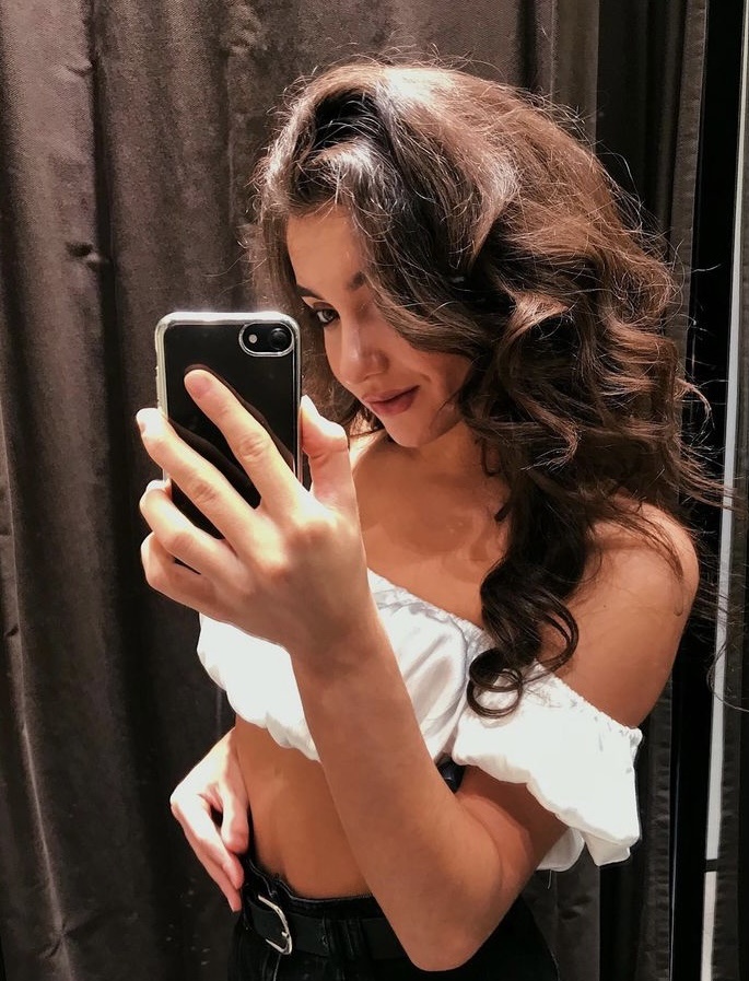 🎥 Анжела привлекательная девушка из Уварово цена от 4000 руб