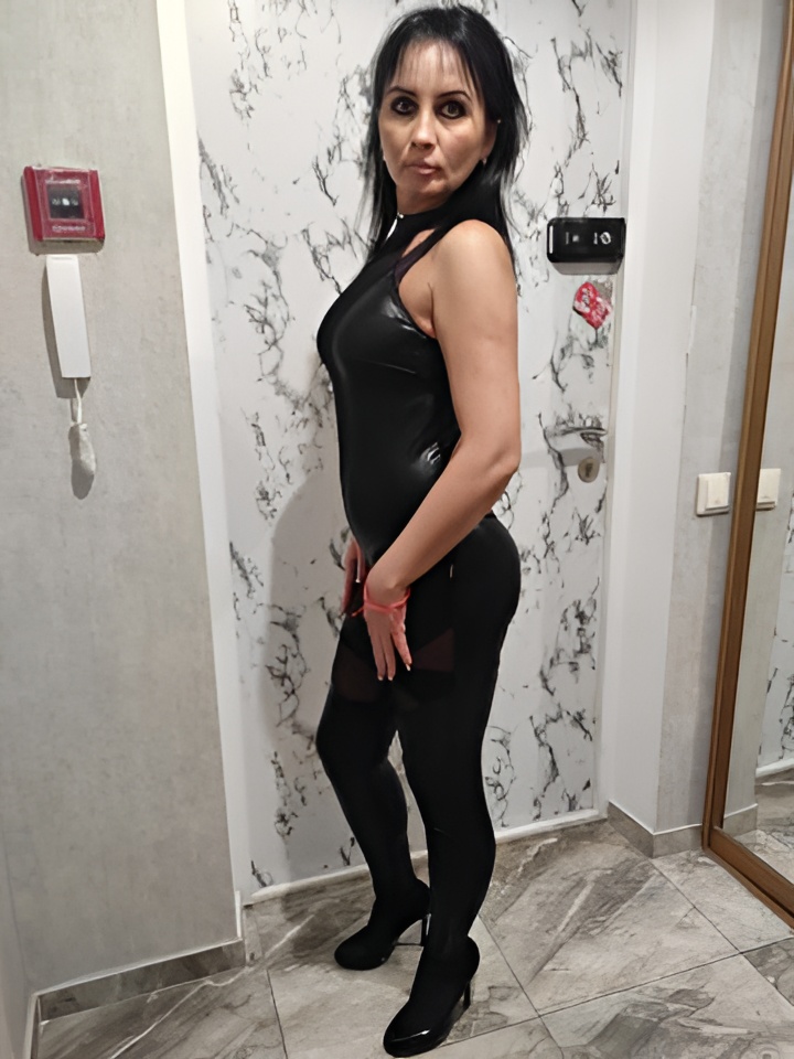 Индивидуалка Мирослава, доступна для личного знакомства от 1500 руб